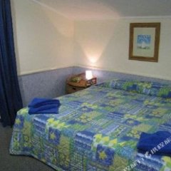 The Sunset Hotel in The Settlement, Christmas Island from 156$, photos, reviews - zenhotels.com guestroom photo 3