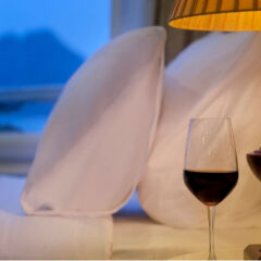 Отель Signature Halong Cruise с домашними животными