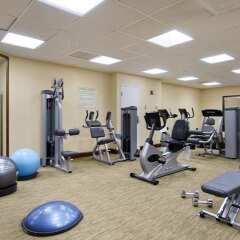 Отель Hilton St. Louis Downtown Сент-Луис фитнесс-зал фото 3