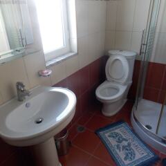 Hotel Renato Саранда ванная фото 2