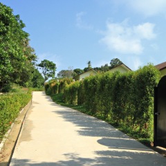Отель Moon Cottage парковка