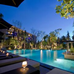 Отель Novotel Phuket Kata Avista Resort And Spa бассейн