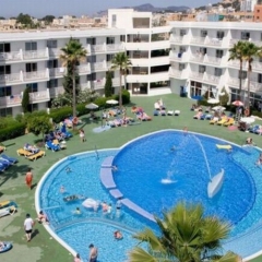 Отель Gran Santa Ponsa бассейн
