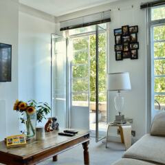 Апартаменты 2 Bedroom Apartment in Belsize Park Лондон комната для гостей фото 5