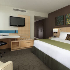 Отель Delta Hotels by Marriott Montreal комната для гостей фото 3