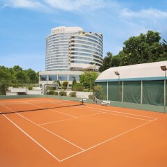 Conrad Istanbul Bosphorus Турция, Стамбул - 3 отзыва об отеле, цены и фото номеров - забронировать отель Conrad Istanbul Bosphorus онлайн спортивное сооружение