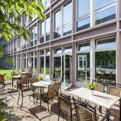 AZIMUT Hotel Munich фото 4