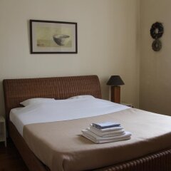 Отель FLATS - Residence D'ici D'ailleurs Бельгия, Брюссель - отзывы, цены и фото номеров - забронировать отель FLATS - Residence D'ici D'ailleurs онлайн комната для гостей