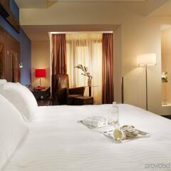 Отель Crowne Plaza Athens City Centre Греция, Афины - 5 отзывов об отеле, цены и фото номеров - забронировать отель Crowne Plaza Athens City Centre онлайн комната для гостей фото 3