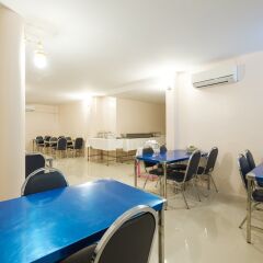 Отель Zen Rooms Phetchaburi 13 Бангкок помещение для мероприятий