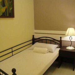 Отель Airport Travelodge Manila - Hostel Филиппины, Паранак - отзывы, цены и фото номеров - забронировать отель Airport Travelodge Manila - Hostel онлайн комната для гостей фото 2