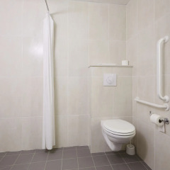Отель B&B Hotel PARIS Porte de la Villette Франция, Париж - отзывы, цены и фото номеров - забронировать отель B&B Hotel PARIS Porte de la Villette онлайн ванная