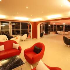 Destina Hotel фитнесс-зал