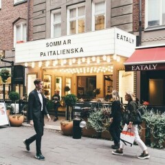 Elite Hotel Stockholm Plaza Стокгольм городской автобус