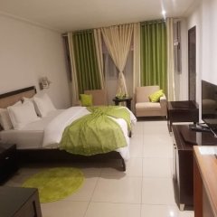 Hotel Byblos Palace in Douala, Cameroon from 75$, photos, reviews - zenhotels.com guestroom photo 4