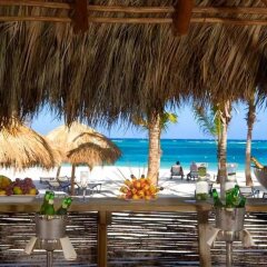 Отель Secrets Royal Beach Punta Cana Доминикана, Пунта Кана - отзывы, цены и фото номеров - забронировать отель Secrets Royal Beach Punta Cana онлайн пляж фото 2