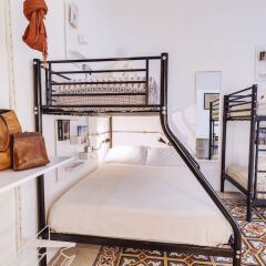 Отель Granny's Inn - Hostel Мальта, Слима - отзывы, цены и фото номеров - забронировать отель Granny's Inn - Hostel онлайн интерьер отеля