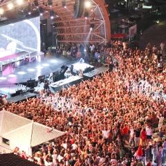 Ushuaia Ibiza Beach Hotel - Adults Only городской автобус