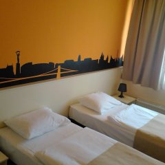 Отель Pest Inn Венгрия, Будапешт - отзывы, цены и фото номеров - забронировать отель Pest Inn онлайн комната для гостей
