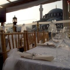 Romans Haute Couture Hotel гостиничный бар
