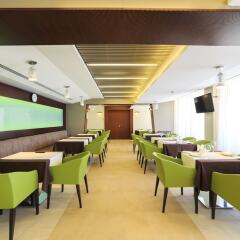 Гостиница Avangard Health Resort гостиничный бар