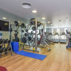 Отель Premier Inn Dubai Al Jaddaf фитнесс-зал фото 2