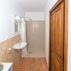 Отель Rincón de piedra BCN ванная
