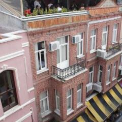 Puffin Hostel - Istanbul Стамбул балкон