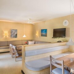 Отель Mellieha Holiday Centre Меллиха комната для гостей