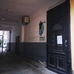 Whole Wide World Hostel фото 16