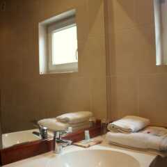 Hotel Chez Jimmy in Port Gentil, Gabon from 158$, photos, reviews - zenhotels.com bathroom photo 2