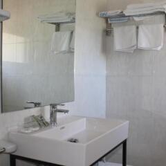 Отель Hostal La Florida Льянса ванная
