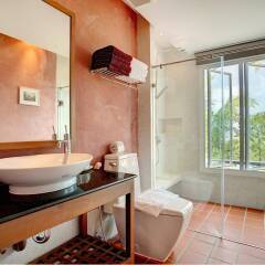 Отель C&N Kho Khao Beach Resort ванная