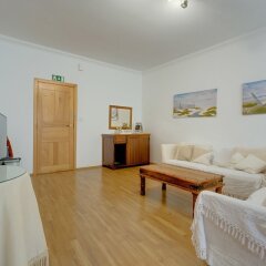 Отель Central Apartment in St Julian's, Perfect for Families Мальта, Сан Джулианс - отзывы, цены и фото номеров - забронировать отель Central Apartment in St Julian's, Perfect for Families онлайн комната для гостей фото 3