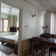 Om Niwas Suite Hotel детские мероприятия фото 2