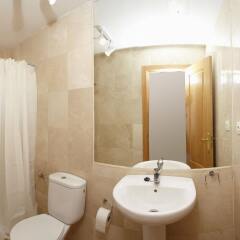 Отель Ibersol Villas Cumbres Испания, Салоу - отзывы, цены и фото номеров - забронировать отель Ibersol Villas Cumbres онлайн ванная