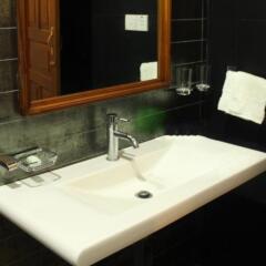 Отель Refresh Cabana Garden ванная фото 2