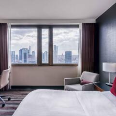Frankfurt Marriott Hotel комната для гостей