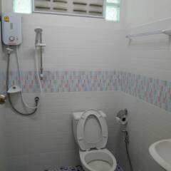 Nawee Guesthouse Sairee - Hostel ванная