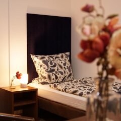 Отель Esfand Hostel Германия, Берлин - отзывы, цены и фото номеров - забронировать отель Esfand Hostel онлайн комната для гостей фото 2