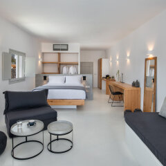 Отель June Twenty Suites Греция, Остров Санторини - отзывы, цены и фото номеров - забронировать отель June Twenty Suites онлайн комната для гостей