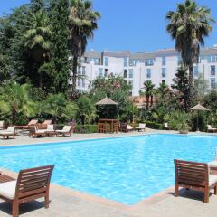 Отель Rogner Hotel Tirana Албания, Тирана - отзывы, цены и фото номеров - забронировать отель Rogner Hotel Tirana онлайн бассейн фото 3