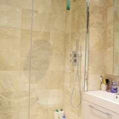 Отель Cosy 1 Bedroom Studio Flat in Knightsbridge Великобритания, Лондон - отзывы, цены и фото номеров - забронировать отель Cosy 1 Bedroom Studio Flat in Knightsbridge онлайн ванная