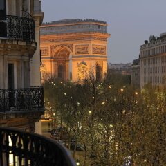 Отель Royal Hotel Paris Champs Elysées Франция, Париж - отзывы, цены и фото номеров - забронировать отель Royal Hotel Paris Champs Elysées онлайн балкон