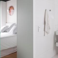 Отель Barceló Hotel Sants Испания, Барселона - 10 отзывов об отеле, цены и фото номеров - забронировать отель Barceló Hotel Sants онлайн ванная