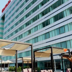 Отель Centara Watergate Pavilion Бангкок вид на фасад