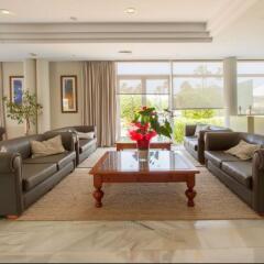 Hotel Garbi Cala Millor интерьер отеля
