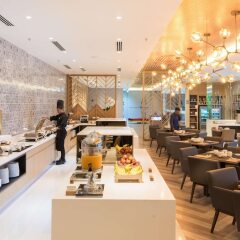 Отель Hilton Garden Inn Kuala Lumpur Jalan Tuanku Abdul Rahman South питание фото 3