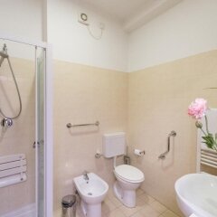 Отель Residenza Cenisio Италия, Милан - 10 отзывов об отеле, цены и фото номеров - забронировать отель Residenza Cenisio онлайн ванная