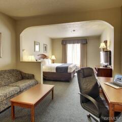 Comfort Suites Waco Near University Area in Waco, United States of America from 128$, photos, reviews - zenhotels.com guestroom photo 5